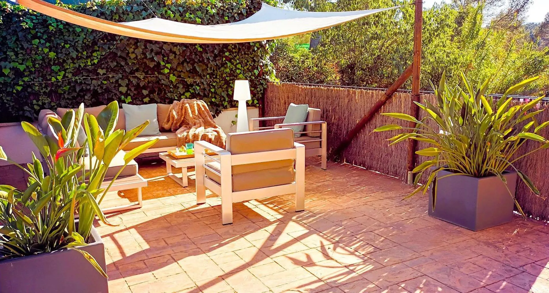 MORERABLANCA piscina, barbacoa, chill-out San Mateu de Bages Casa vacanze